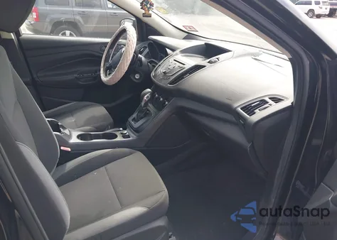 2013 Ford Escape S from USA, damaged, VIN 1FMCU0F78DUC51137